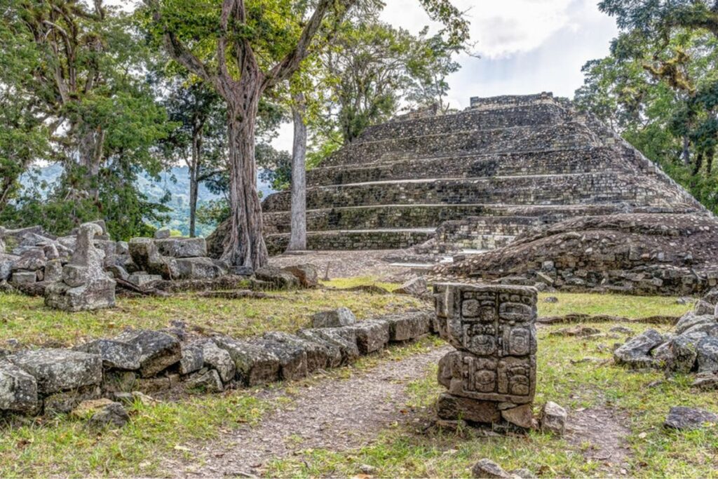 Copan Ruinas Honduras_ Mayan Ruins Travel Guide- Pak Punjab Canada (2)